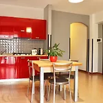 Isabella Aparthotel 4*