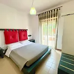 Isabella 4*
