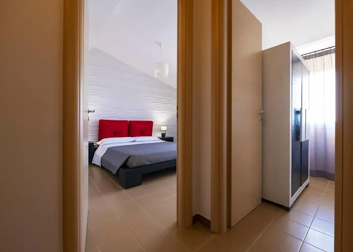 Isabella Apartahotel 4*