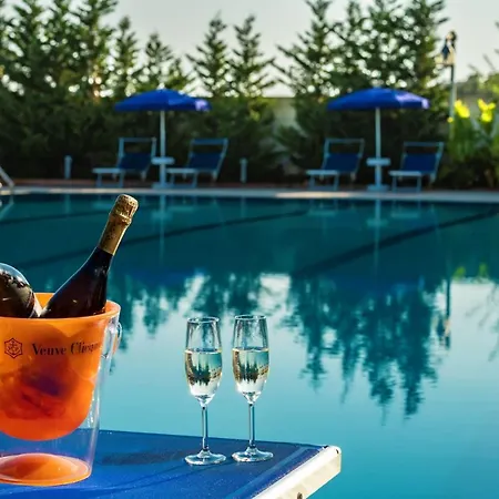 Isabella 4* שאקה